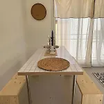 Maisonnette De Pecheur Avec Vue Sur L'etang De Thau *